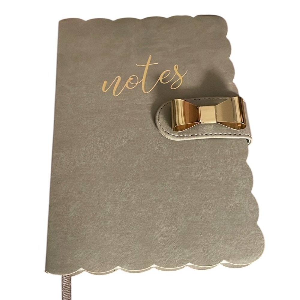 Nanette Lepore Journal Diary Notebook Gold Magnetic Bow Closure Ribbon Page NEW